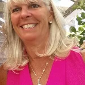 Meet your Posher, Debra