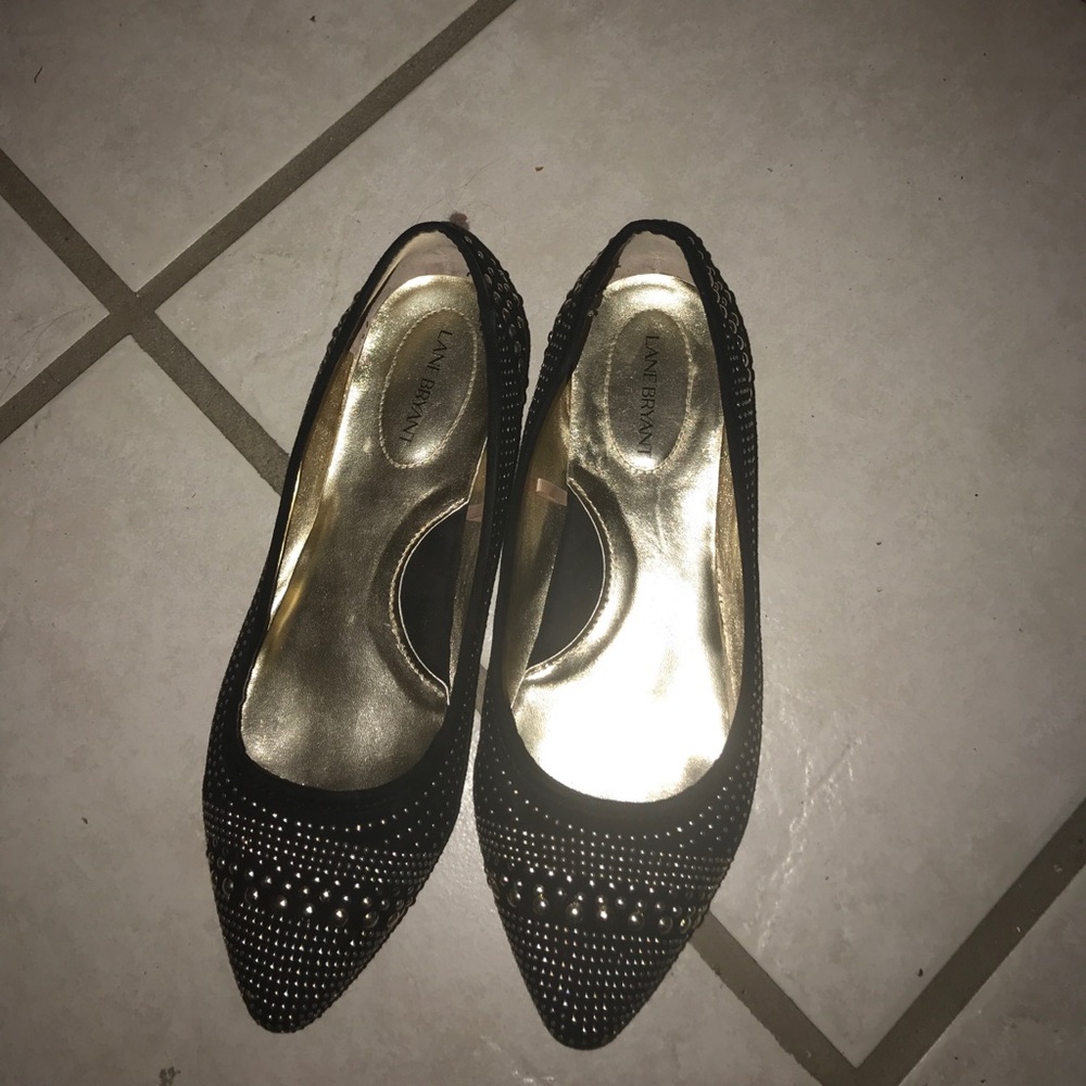Lane bryant flats size 11
