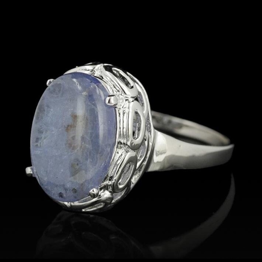 Sterling silver Tanzanite Solitaire Ring  NWOT