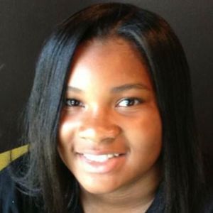 Meet your Posher, Coralee