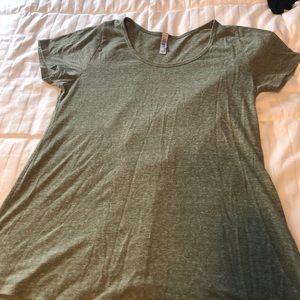 Classic T- olive green