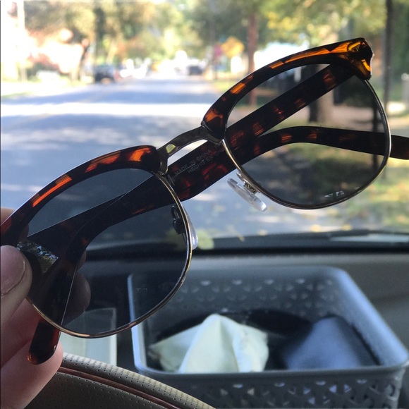 Clubmaster H&M sunglasses - Picture 2 of 2