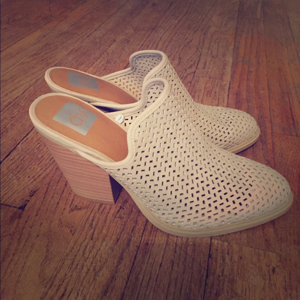 Dolce Vita booties