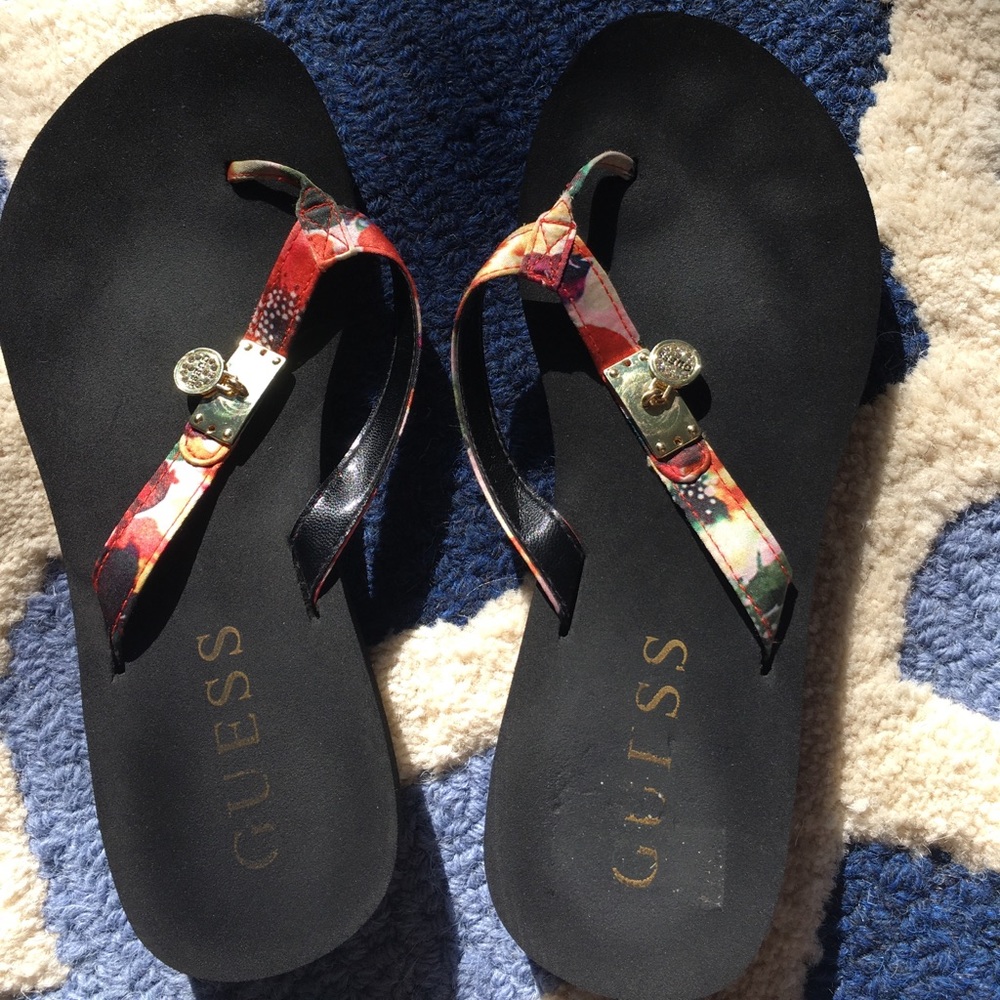 Guess flip flops