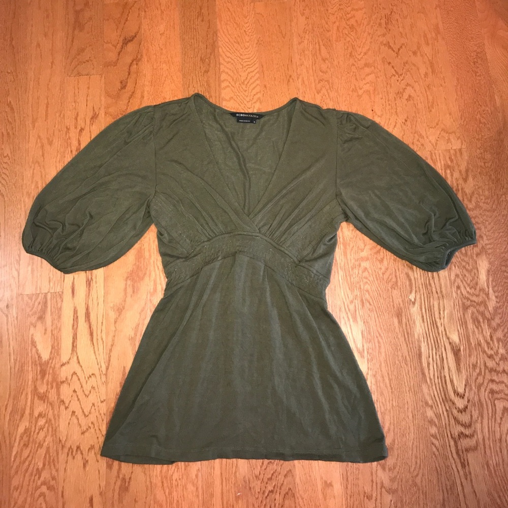 Olive BCBGMAXAZRIA v-Neck shirt