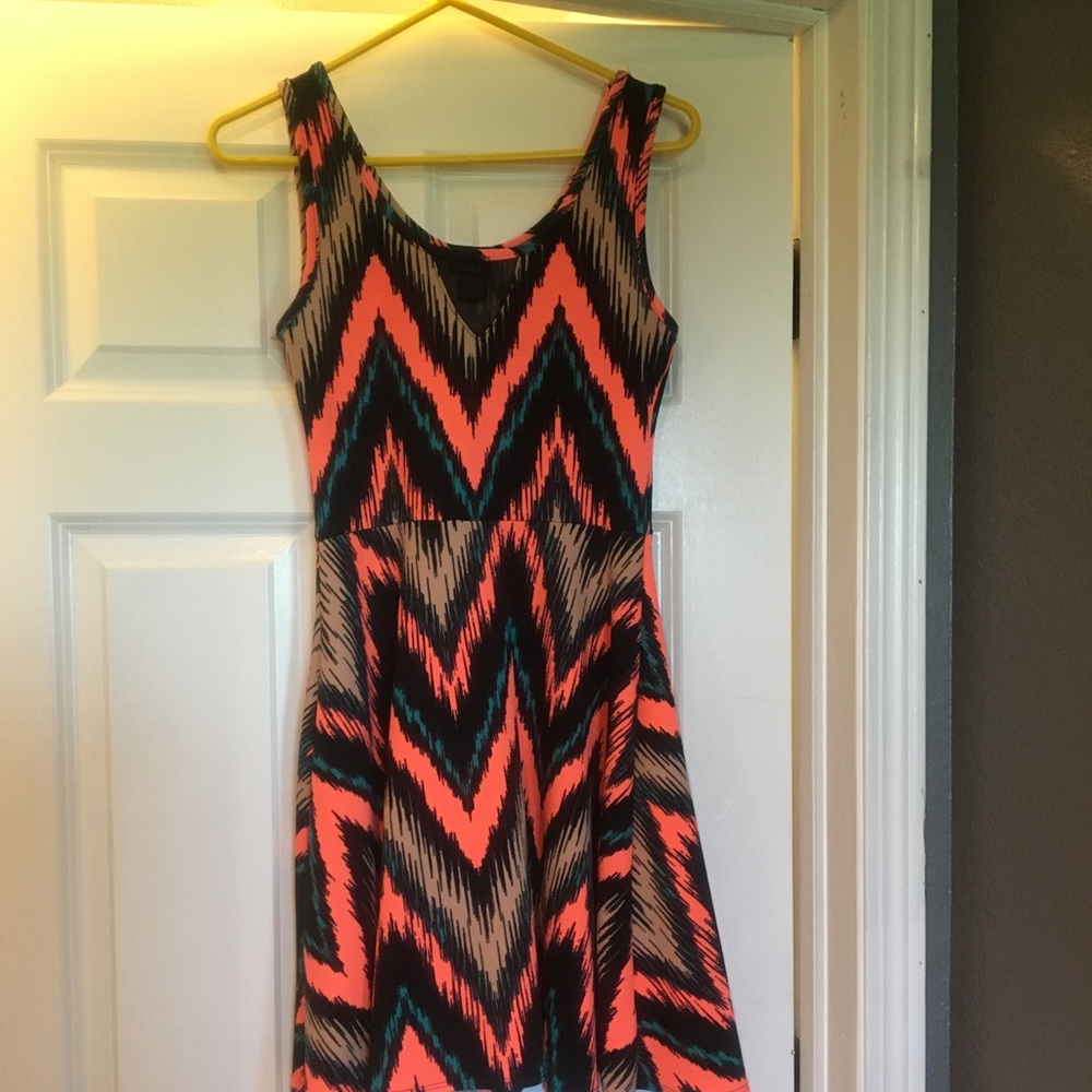 Muticolor chevron dress