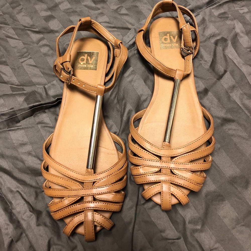 Brown Dolce Vita flats