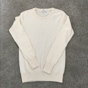 ✨SALE✨UNIQLO cashmere long sleeve sweater