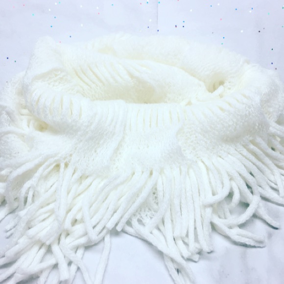 White Snow Infinity Scarf - Picture 4 of 4