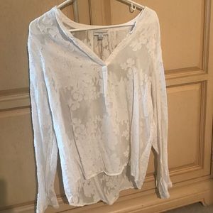 White floral pattern Blouse NWOT