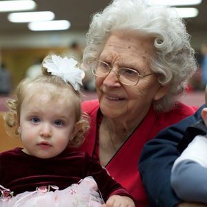 Meet your Posher, Sharon