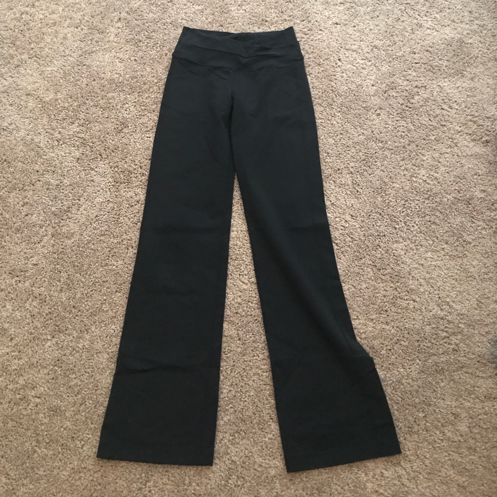 Lululemon Sz4 Bootcut Yoga Pants