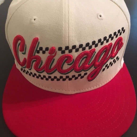 New Era ~ Foodie Chicago Deep Dish Fitted Cap - Picture 1 of 4