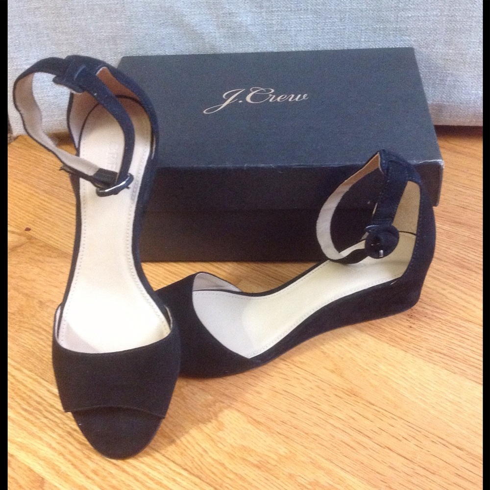 J Crew black suede Laila - size 9. New with box 😍