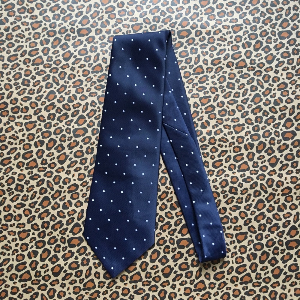 Vintage Navy with white tie