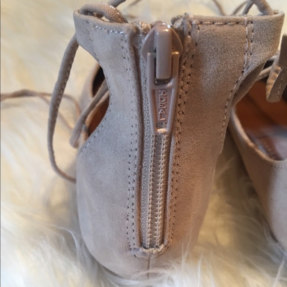 Pointed Lace Up Flats - Picture 3 of 7