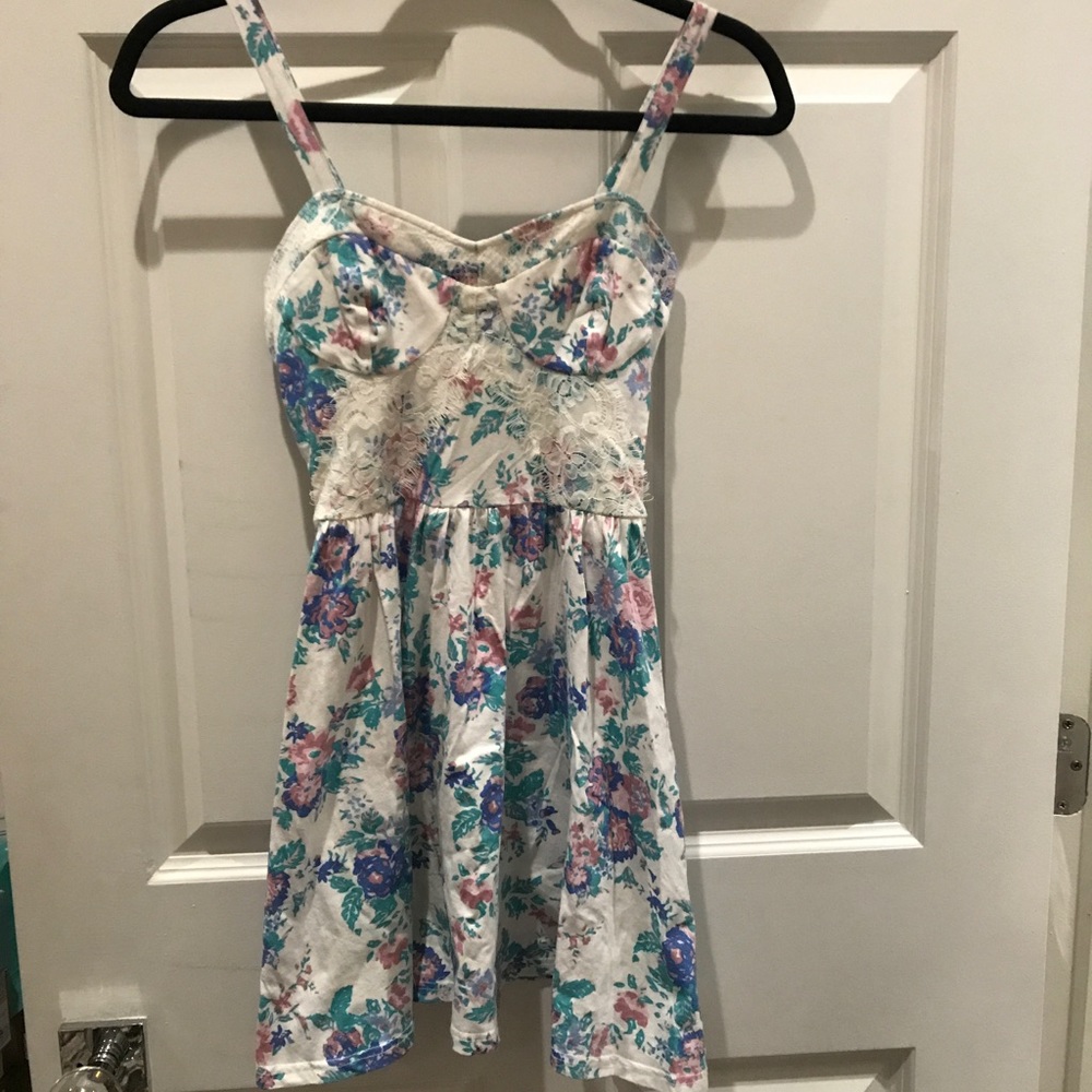 Topshop White Floral Lace Dress US 4