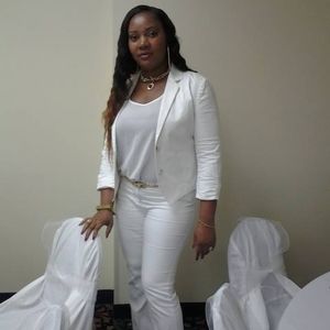 Meet your Posher, Veronica