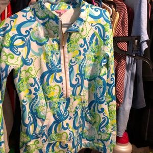 Lilly Pulitzer half zip pull over size M