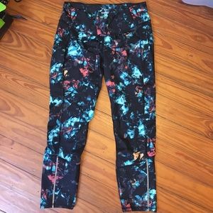 Old navy Go Dry workout capris