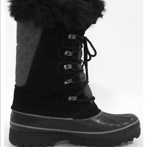 NWOT Khombu Waterproof Black & Grey Boots