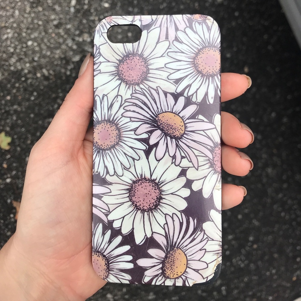 Brandy Melville FLOWER PHONE Case — iPhone 5!