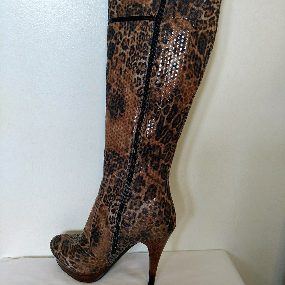 Leopard Knee Boot - Picture 5 of 8