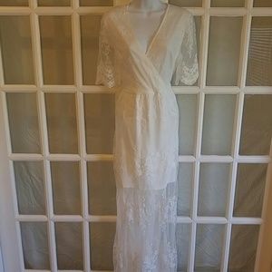 NWT Gianni Bini White Lace Dress