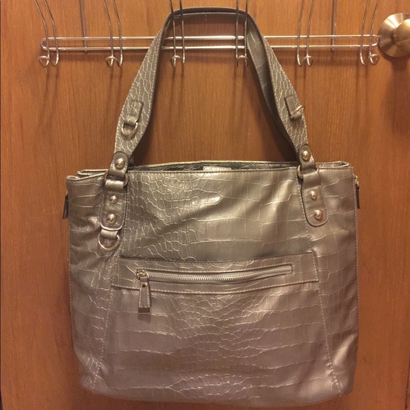 Silver "snakeskin" Tote NWOT - Picture 2 of 4