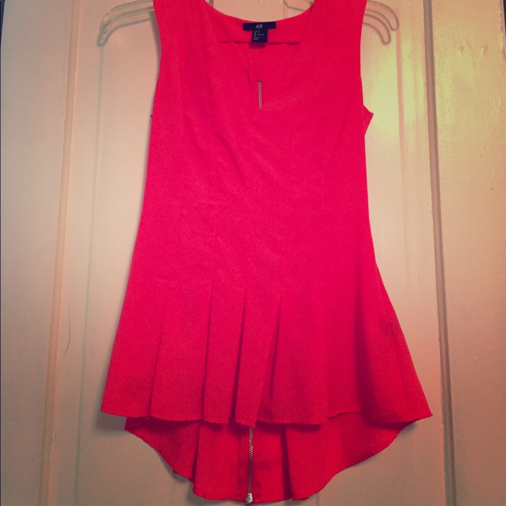 Sleeveless Blouse
