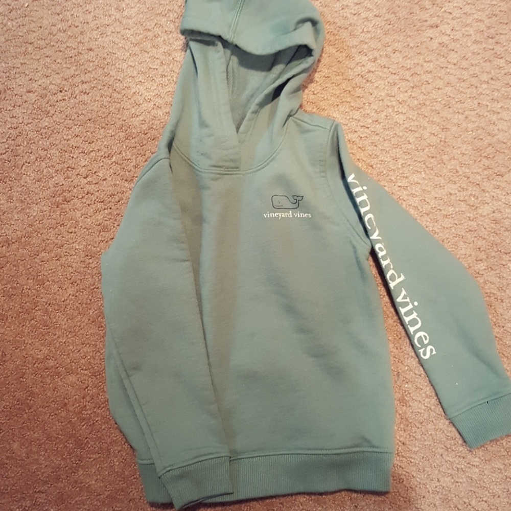 4t vineyard vines sweatshirt