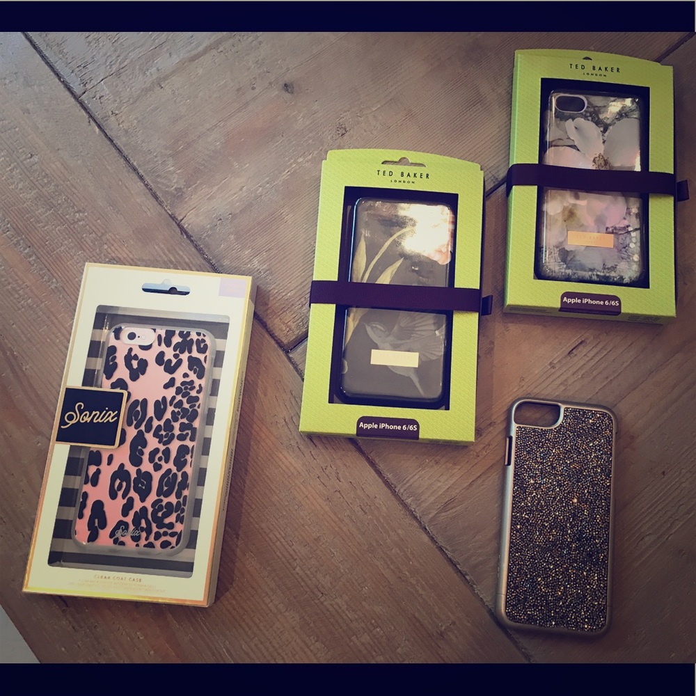 Four Apple iPhone 📱 Designer 6/6S Cases