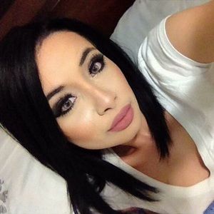 Meet your Posher, Cristina