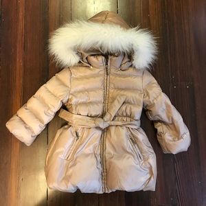 Girl toddler down puffer coat. By Brums. S12-18M