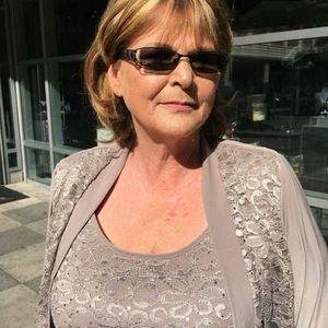 Meet your Posher, Edna