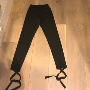 Lace up hem leggings