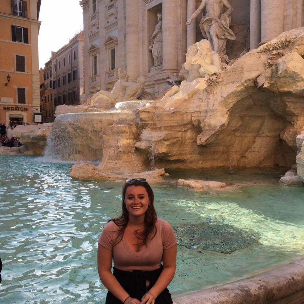 Meet your Posher, Eva