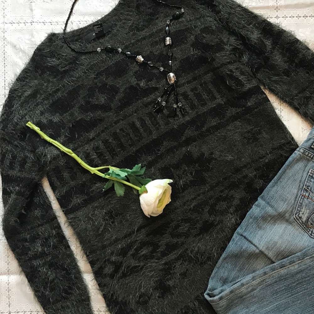 Sweater by forever 21