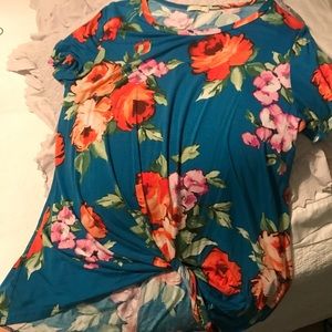 Blue floral top