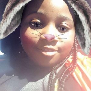 Meet your Posher, Symone