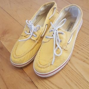 Steve Madden yacht shoes