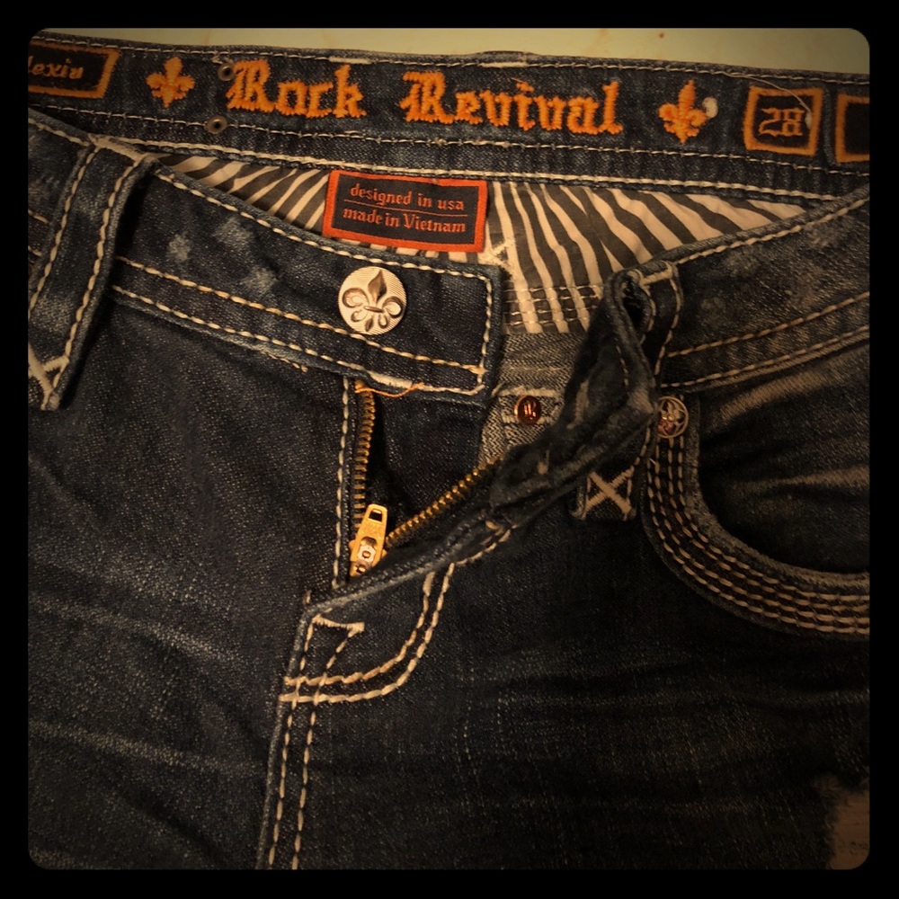 Rock Revival Crop Jeans