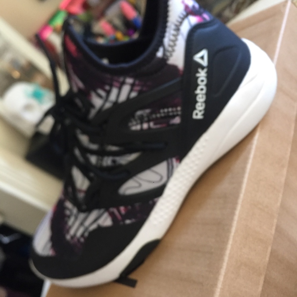 Cute sporty Reebok shoes for women!