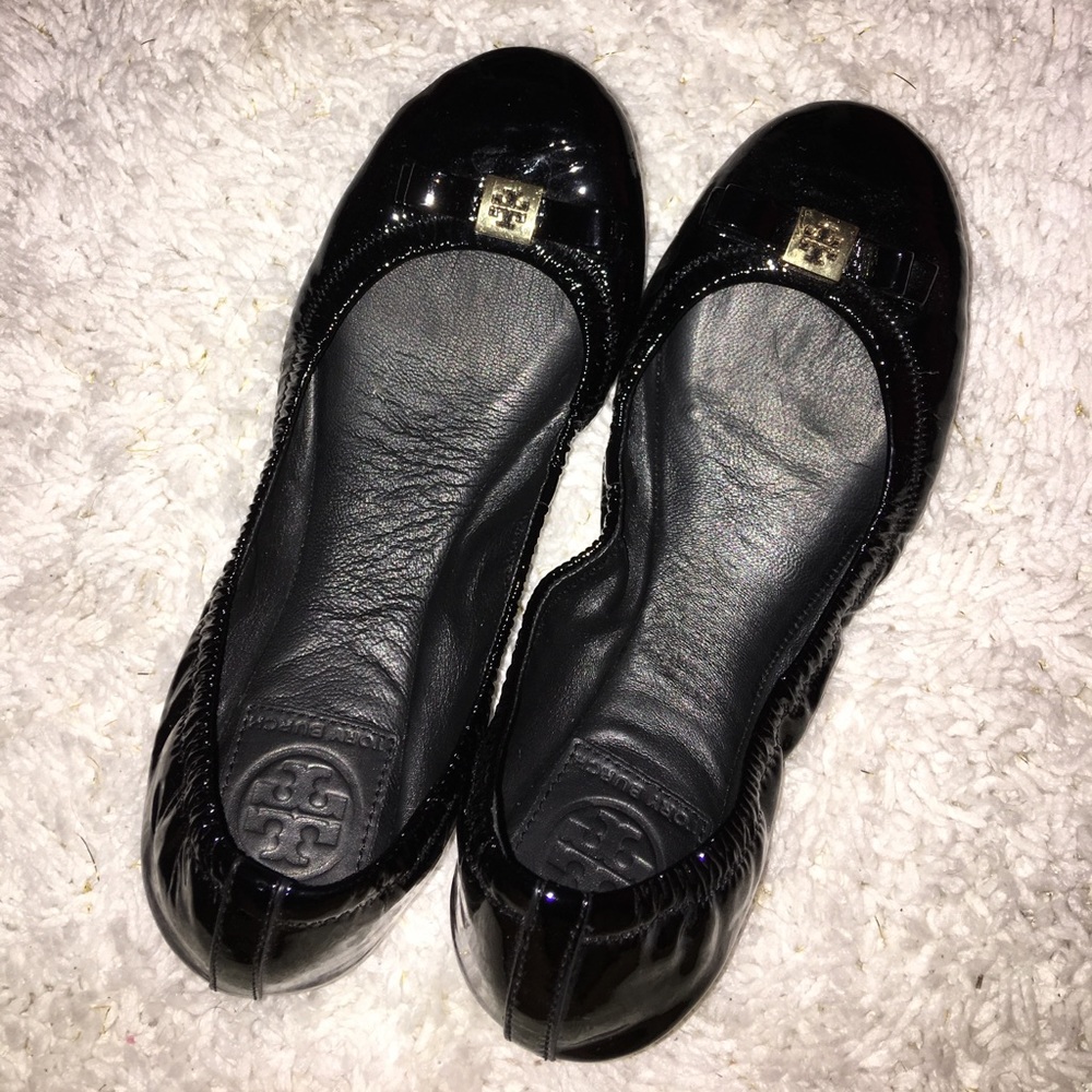 Tory burch flats!