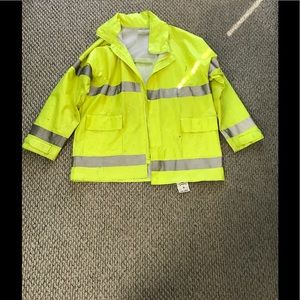 Fire retardant rain coat
