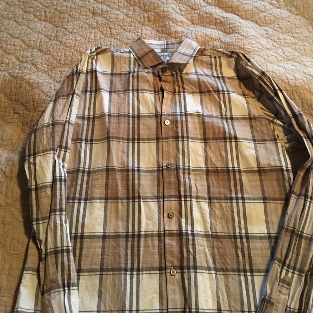 Large Fitted (16-16 1/2) Express Long-Sleeved