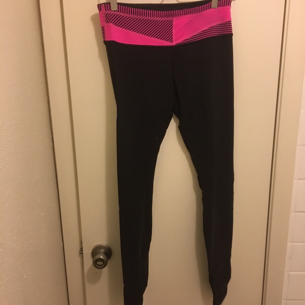 Reversible Lulu Lemon Pink Waistband Leggings