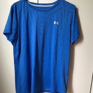 XL Under Armour T-shirt