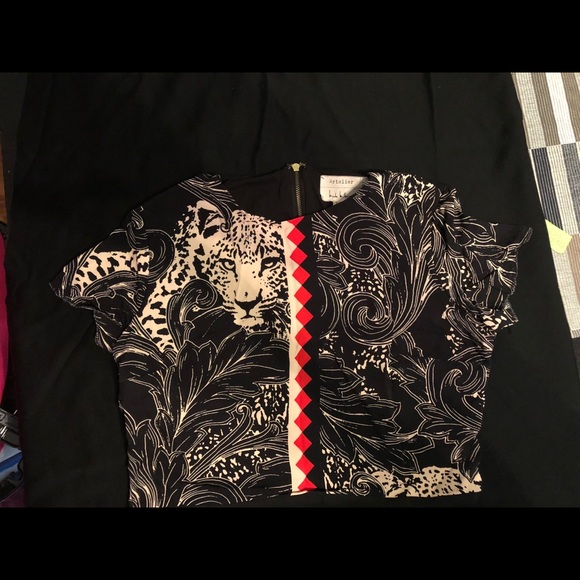 Nicole Miller Tops - Tribal printed silk top.