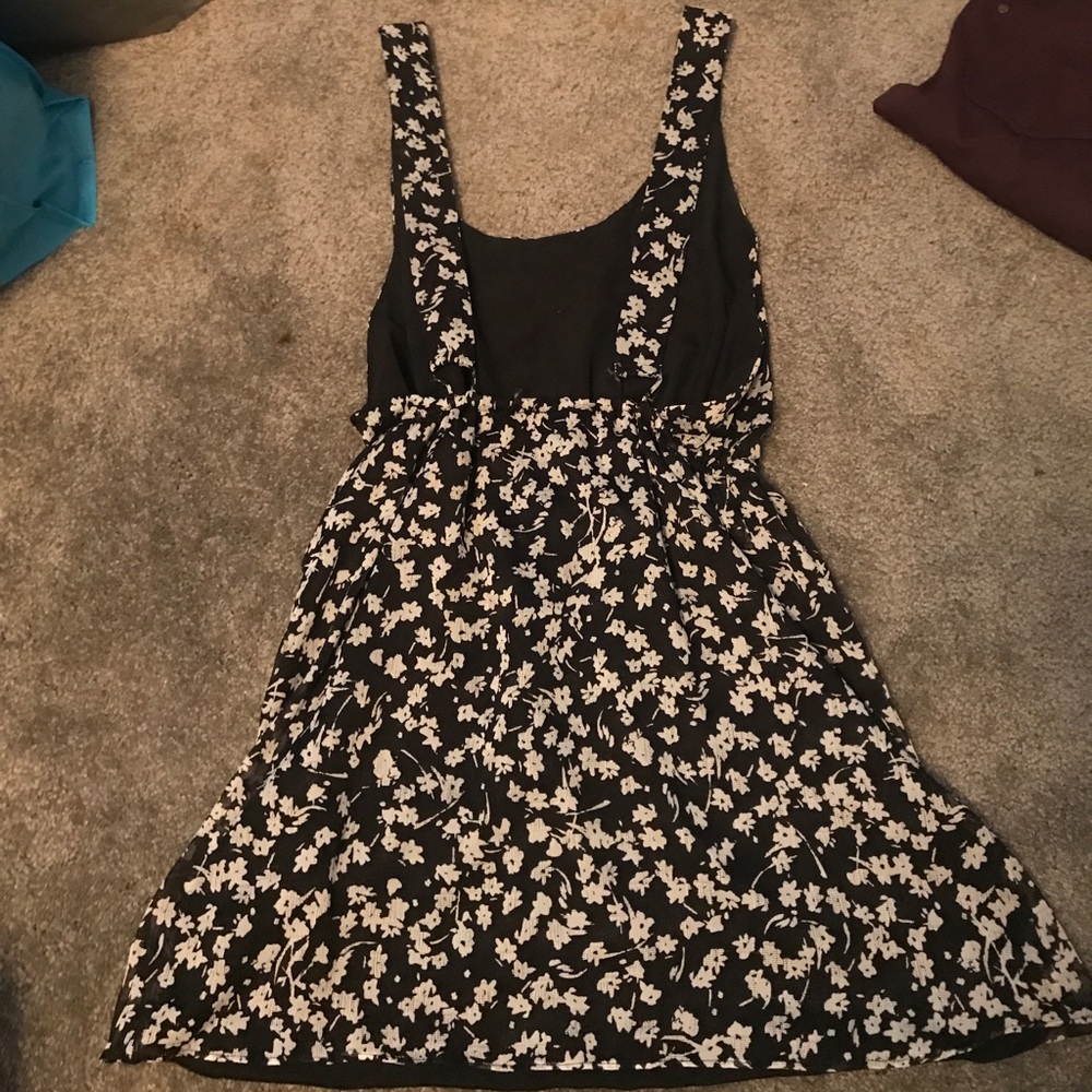 BCBG DRESS - Picture 2 of 4